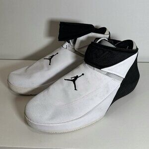 10/10 - Nike Air Jordan Jordan Why Not Zer01 2 Way AA2510-110 Size 16